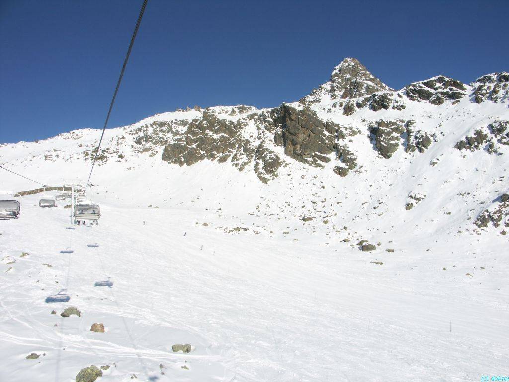 Dal�� sn�mek