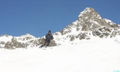 041205_Passo_Tonale_Doktor_021 * ASCII * 1024 x 619 * (101KB)