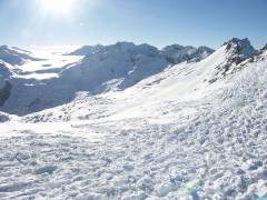 041205_Passo_Tonale_Doktor_062 * ASCII * 1024 x 768 * (187KB)