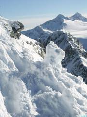 041205_Passo_Tonale_Doktor_068 * ASCII * 768 x 1024 * (143KB)