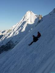 041205_Passo_Tonale_Doktor_119 * ASCII * 768 x 1024 * (123KB)