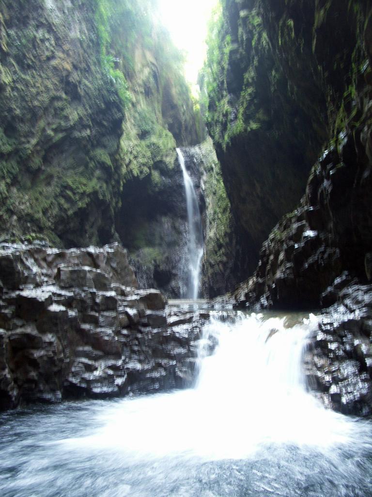 100301_Encanto_024.jpg