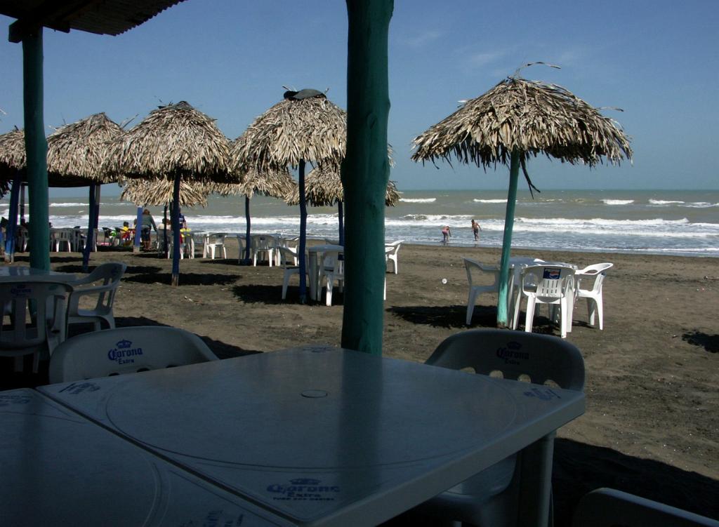 100301_Encanto_049.jpg