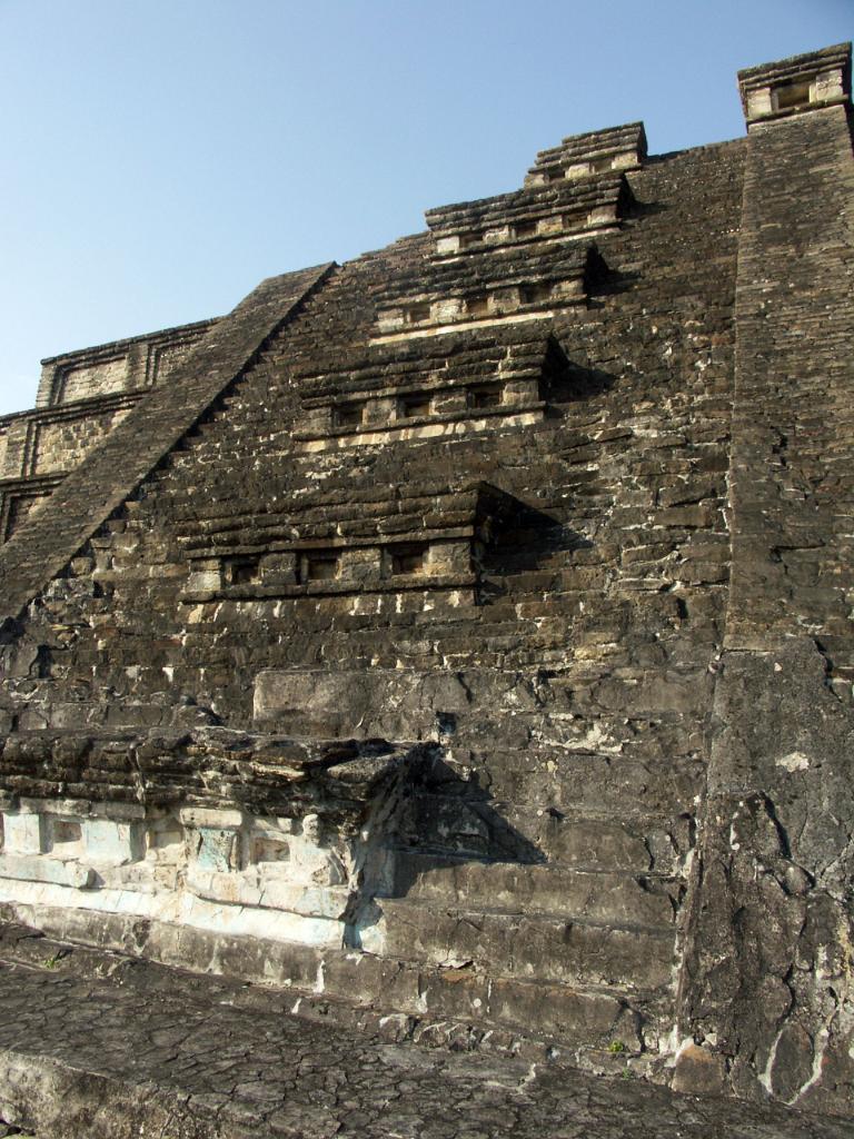 100301_Tajin_125.jpg